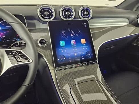 Certified 2025 Mercedes-Benz GLC 300 4MATIC image 29