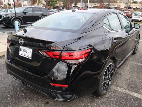 Certified 2025 Nissan Sentra SR w/ SR Premium Package image 6