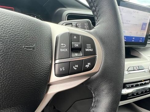 Certified 2024 Ford Explorer XLT w/ Equipment Group 202A AWD/4WD image 10