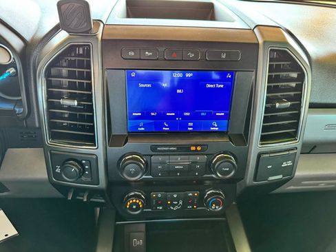 Used 2020 Ford F250 XLT w/ XLT Premium Package AWD/4WD image 14
