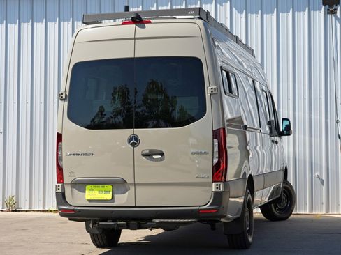 Used 2023 Mercedes-Benz Sprinter 2500 image 5