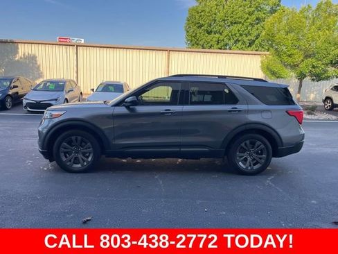 Used 2023 Ford Explorer XLT w/ Equipment Group 202A RWD image 38