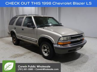 Used 1998 Chevrolet Blazer LS w/ Preferred Equipment Group RWD video 1