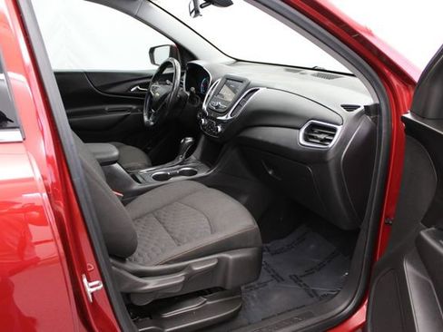 Used 2019 Chevrolet Equinox LT image 28