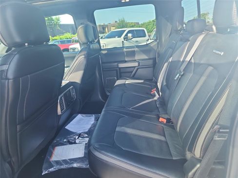 Certified 2019 Ford F450 Platinum w/ Platinum Ultimate Package AWD/4WD image 21