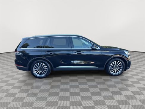 Used 2020 Lincoln Aviator Reserve w/ Equipment Group 201A RWD image 5