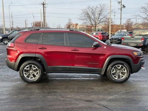 Used 2019 Jeep Cherokee Trailhawk w/ Cold Weather Group image 2
