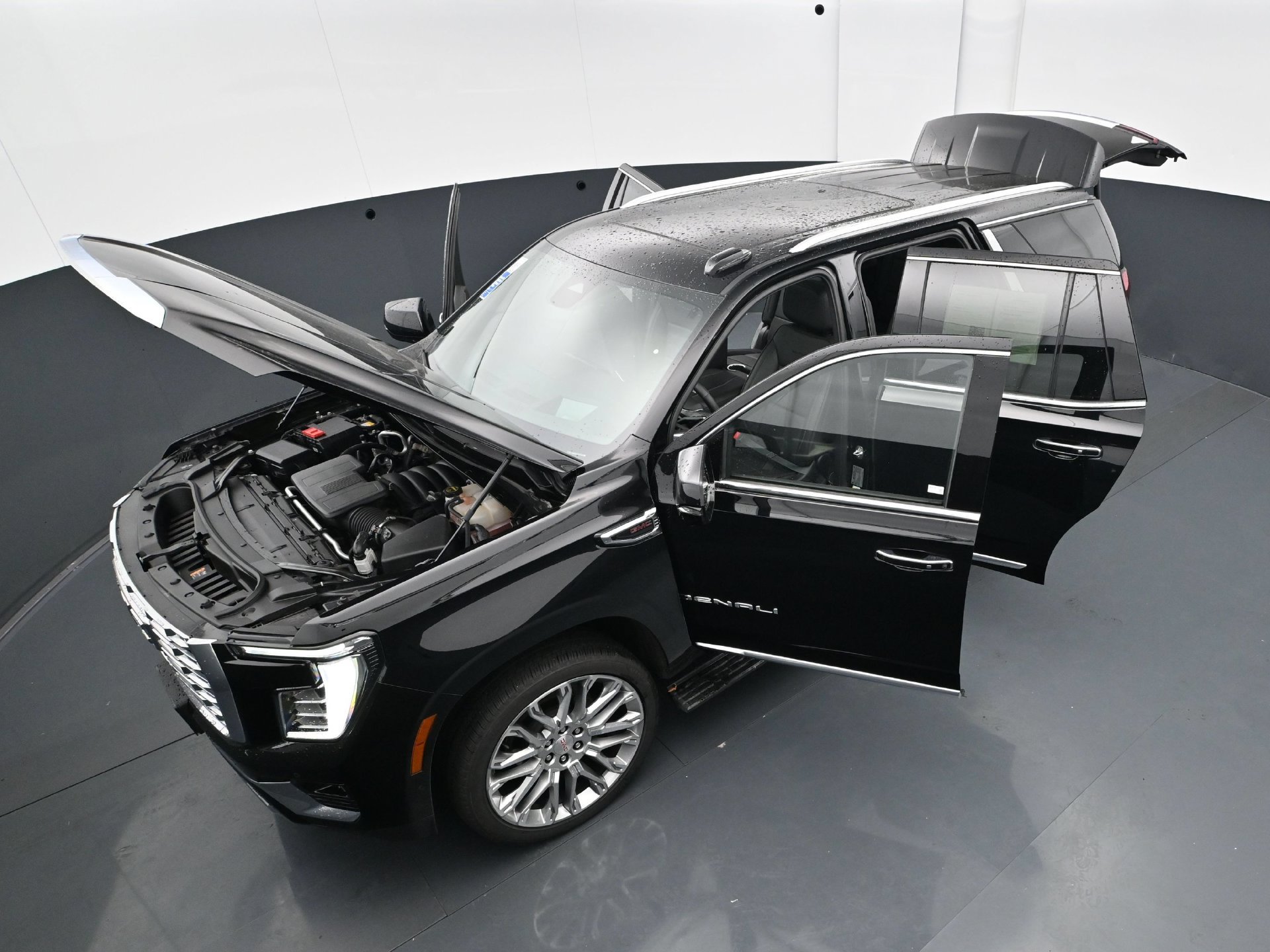 Used 2025 GMC Yukon Denali w/ Denali Reserve Package AWD/4WD image 45