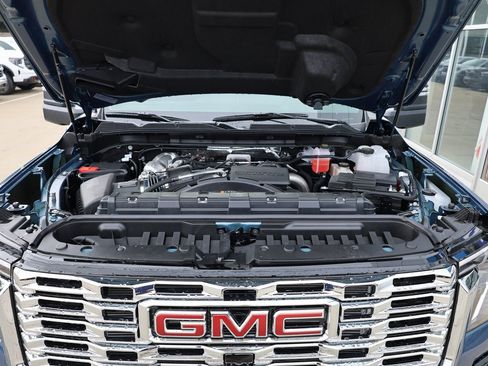 New 2025 GMC Sierra 2500 Denali w/ Denali Reserve Package image 52