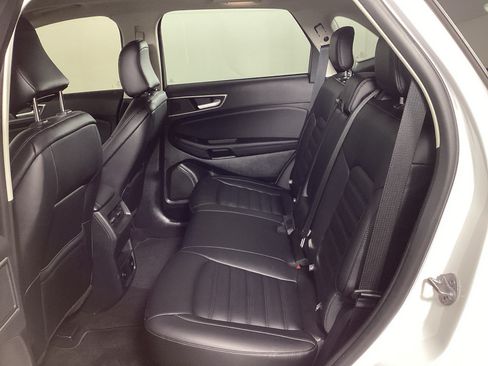 Certified 2024 Ford Edge SEL w/ Convenience Package AWD/4WD image 16