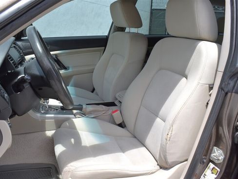 Used 2008 Subaru Outback 2.5i AWD/4WD image 11