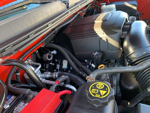 Used 2013 GMC Sierra 1500 SLE w/ Power Tech Package image 38