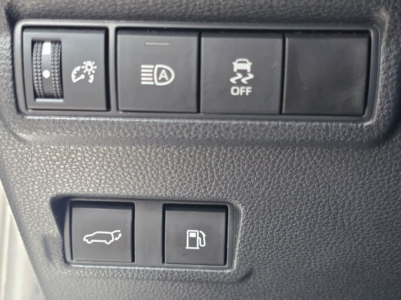 Used 2023 Toyota Corolla Cross AWD Hybrid w/ Convenience Package image 19