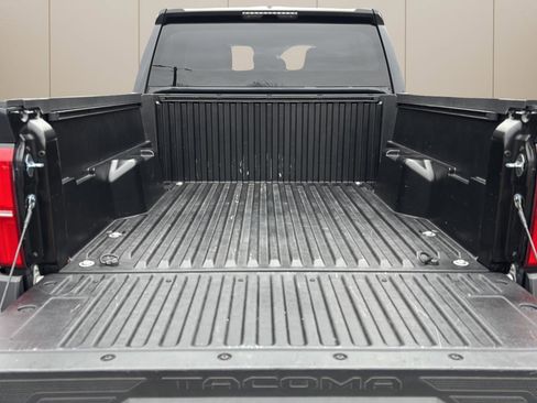 Used 2024 Toyota Tacoma SR image 14