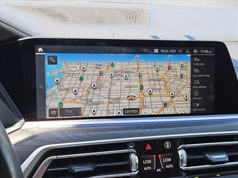 Used 2022 BMW X7 xDrive40i AWD/4WD image 14