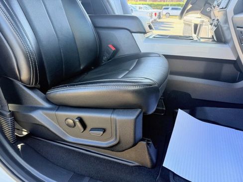 Used 2021 Ford F250 Lariat w/ Chrome Package image 20