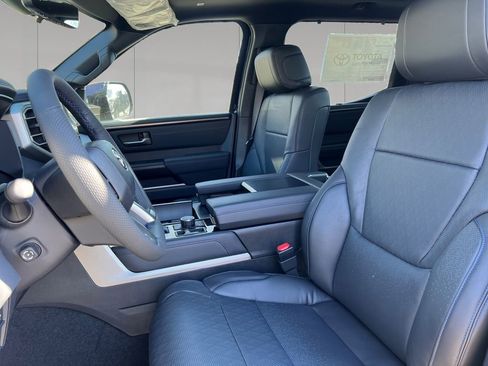 New 2026 Toyota Tundra Platinum w/ TRD Off-Road Package AWD/4WD image 10