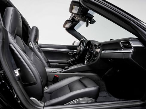 Used 2014 Porsche 911 Targa 4S image 31