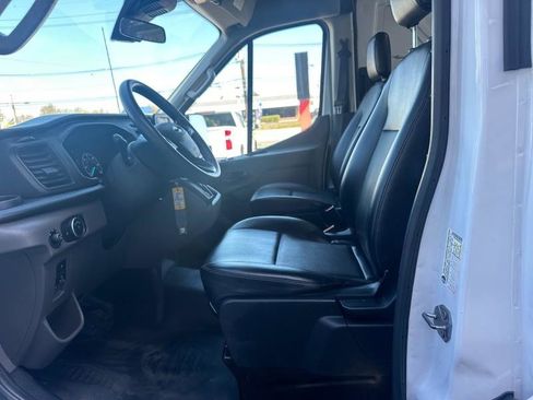 Used 2021 Ford Transit 250 Medium Roof image 14
