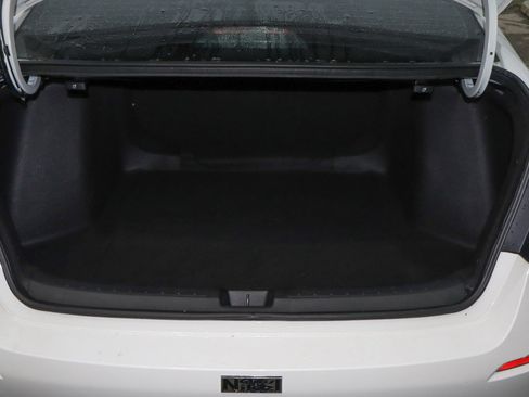 Used 2025 Honda Civic Sport image 9