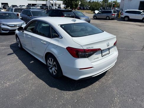Used 2023 Honda Civic LX image 2