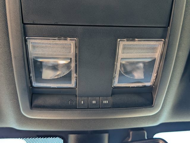 Used 2022 Dodge Challenger GT RWD image 12