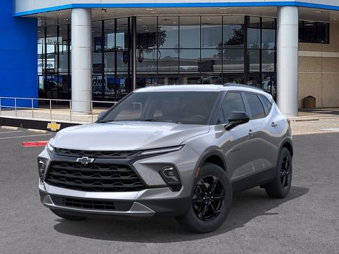 New 2026 Chevrolet Blazer LT image 6