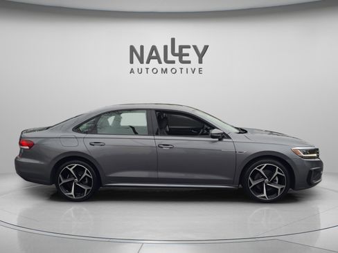 Used 2020 Volkswagen Passat 2.0T R-Line image 6