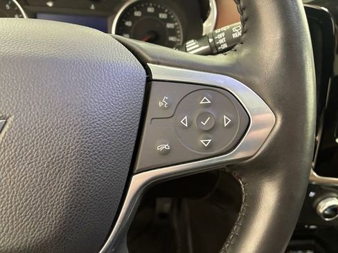 Used 2021 Chevrolet Traverse High Country image 24
