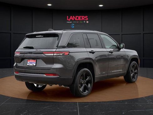 New 2026 Jeep Grand Cherokee Limited w/ Limited Altitude Package RWD image 3