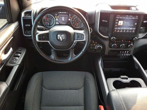 Used 2021 RAM 1500 Big Horn AWD/4WD image 12