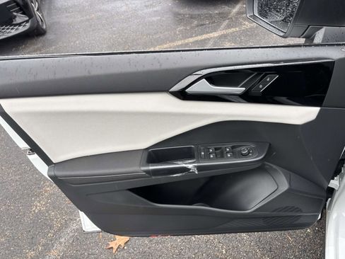 New 2026 Volkswagen Taos S FWD image 11