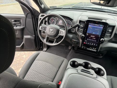 Used 2025 RAM 2500 Tradesman image 21