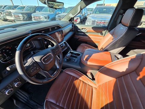 Used 2024 GMC Sierra 1500 Denali Ultimate image 10