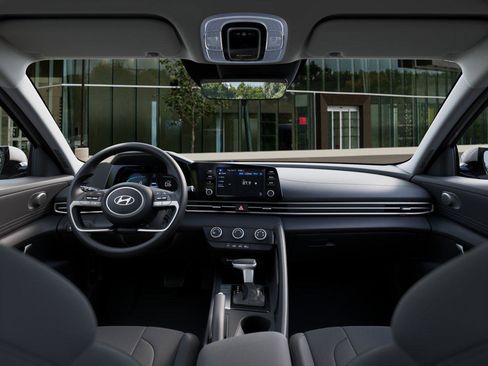 New 2026 Hyundai Elantra SE image 12