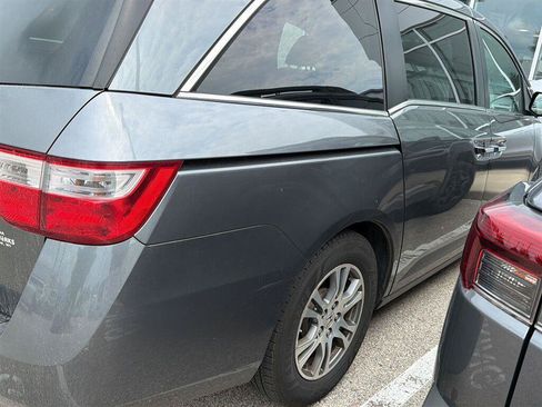 Used 2013 Honda Odyssey EX image 11