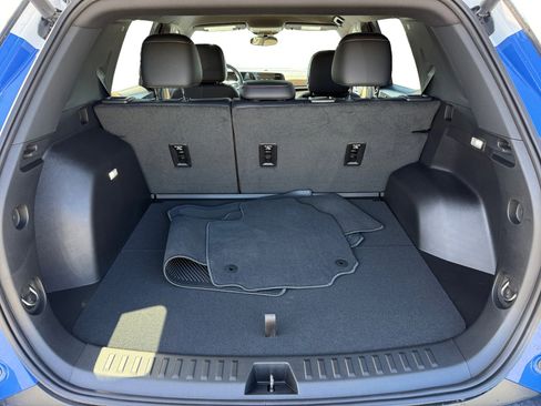 New 2026 Chevrolet Equinox ACTIV w/ Convenience Package III AWD/4WD image 17