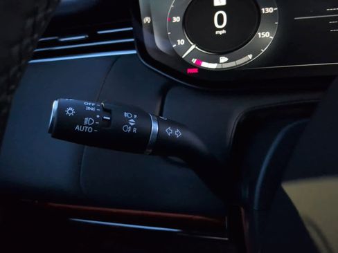 Used 2024 Land Rover Range Rover Sport SE image 28