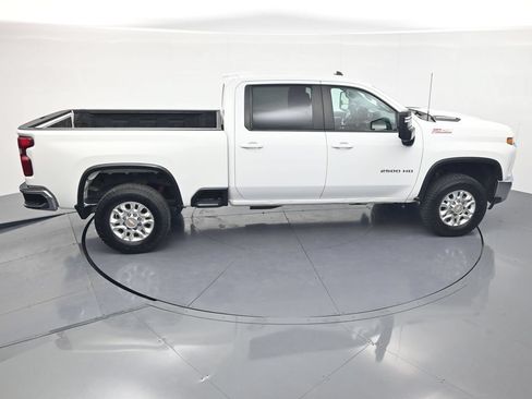 Used 2023 Chevrolet Silverado 2500 LT AWD/4WD image 38