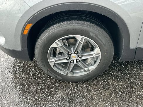 Certified 2025 Chevrolet Blazer LT FWD image 29