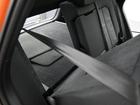 Used 2025 Audi Q3 2.0T Premium image 12