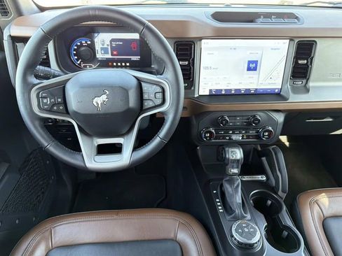 Used 2024 Ford Bronco Outer Banks image 20
