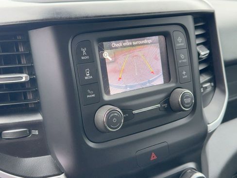 Used 2022 RAM 1500 Lone Star image 22