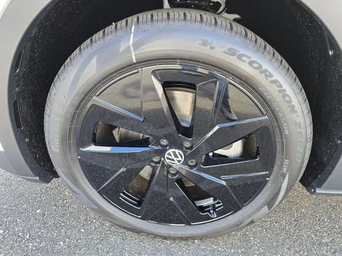 New 2026 Volkswagen ID.4 Pro S image 12