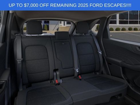 New 2025 Ford Escape Active w/ Tech Pack #1 AWD/4WD image 11