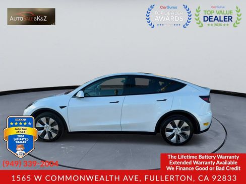 Used 2022 Tesla Model Y Long Range AWD/4WD image 5