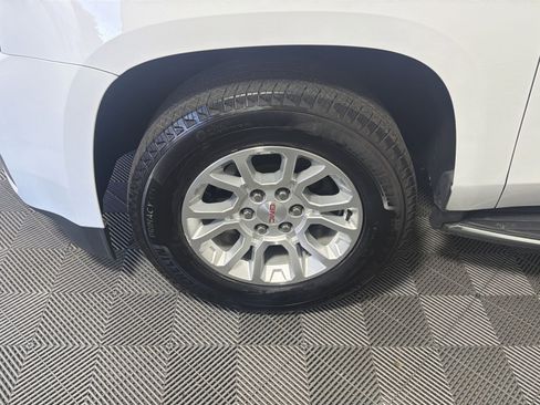 Used 2019 GMC Yukon SLT w/ Open Road Package image 12