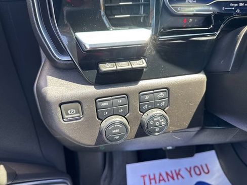 Used 2024 Chevrolet Silverado 1500 High Country w/ Technology Package AWD/4WD image 24