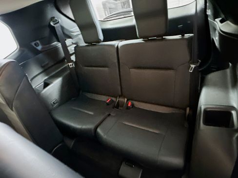 Used 2024 Mitsubishi Outlander SE image 29