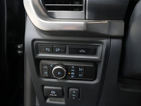 Used 2023 Ford F150 Lariat w/ Equipment Group 502A High AWD/4WD image 20